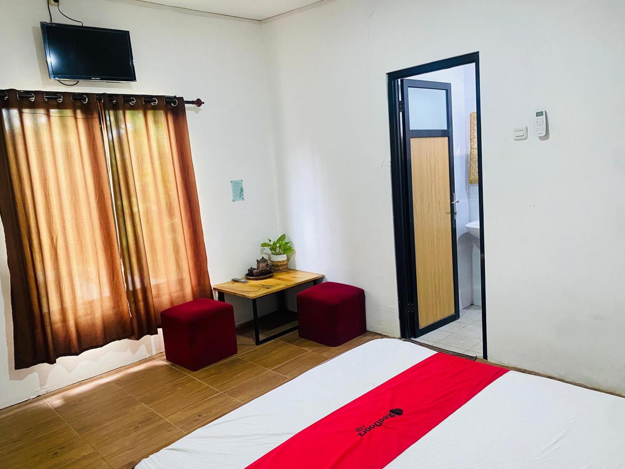 Reddoorz Syariah Near Wisata Durensewu Pandaan Jetak Exterior foto